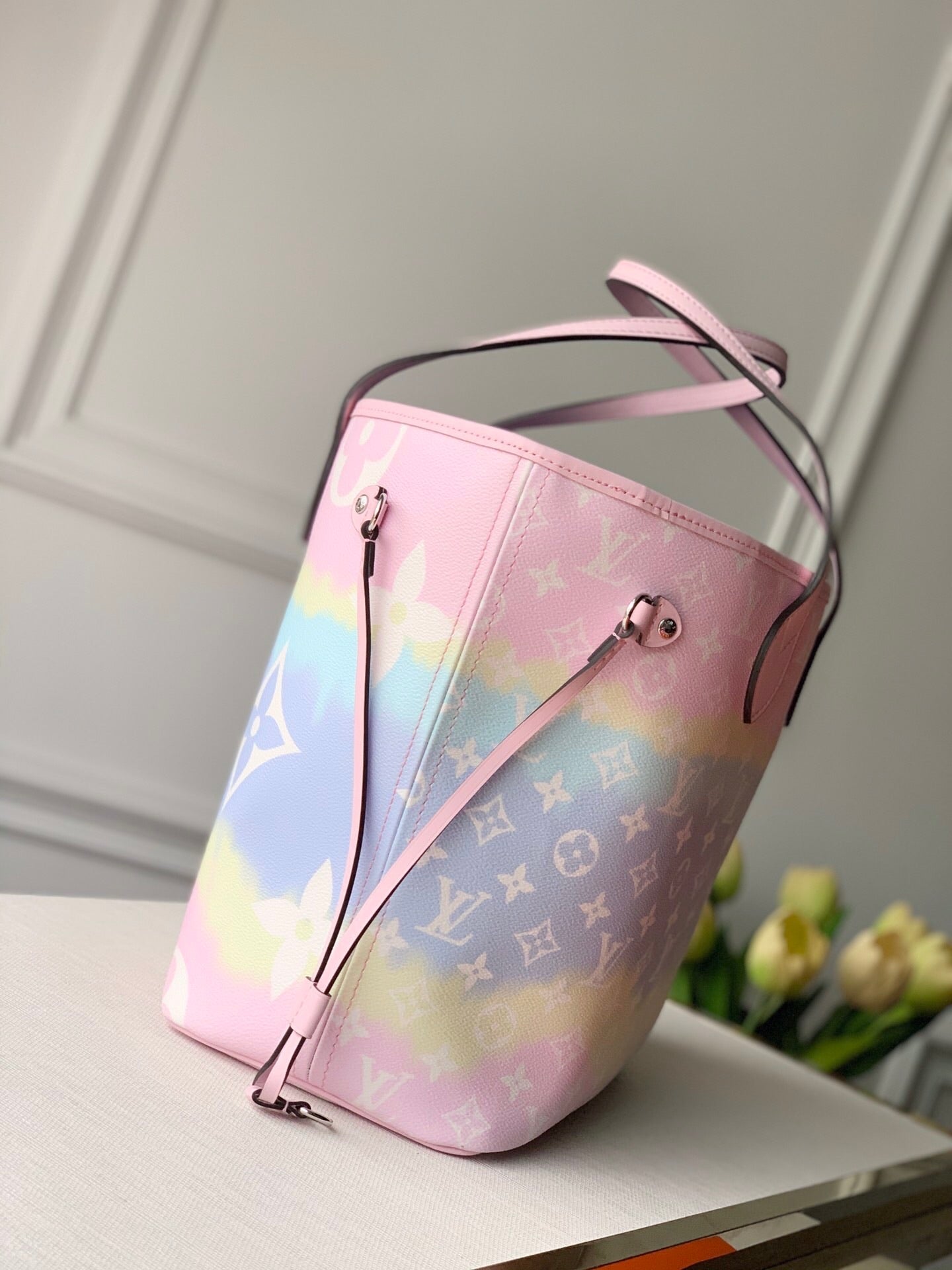 Escale Neverfull