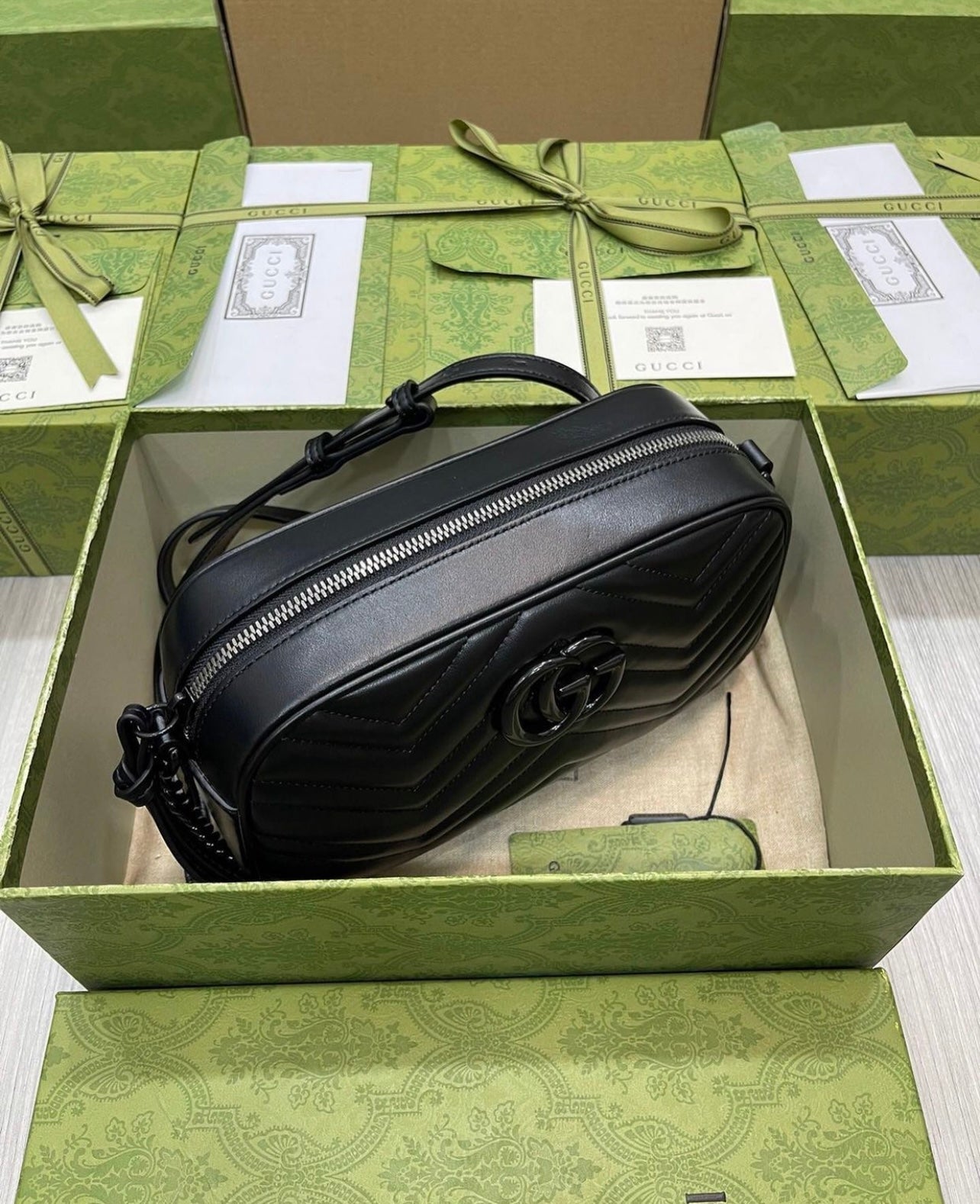 Marmont Shoulder Bag