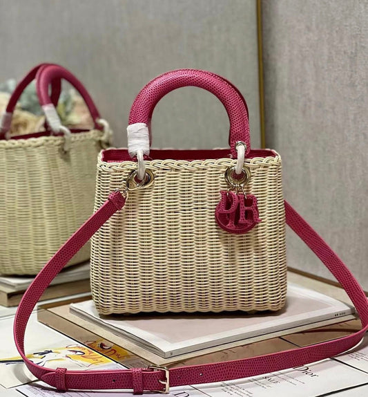 Medium Lady D Wicker