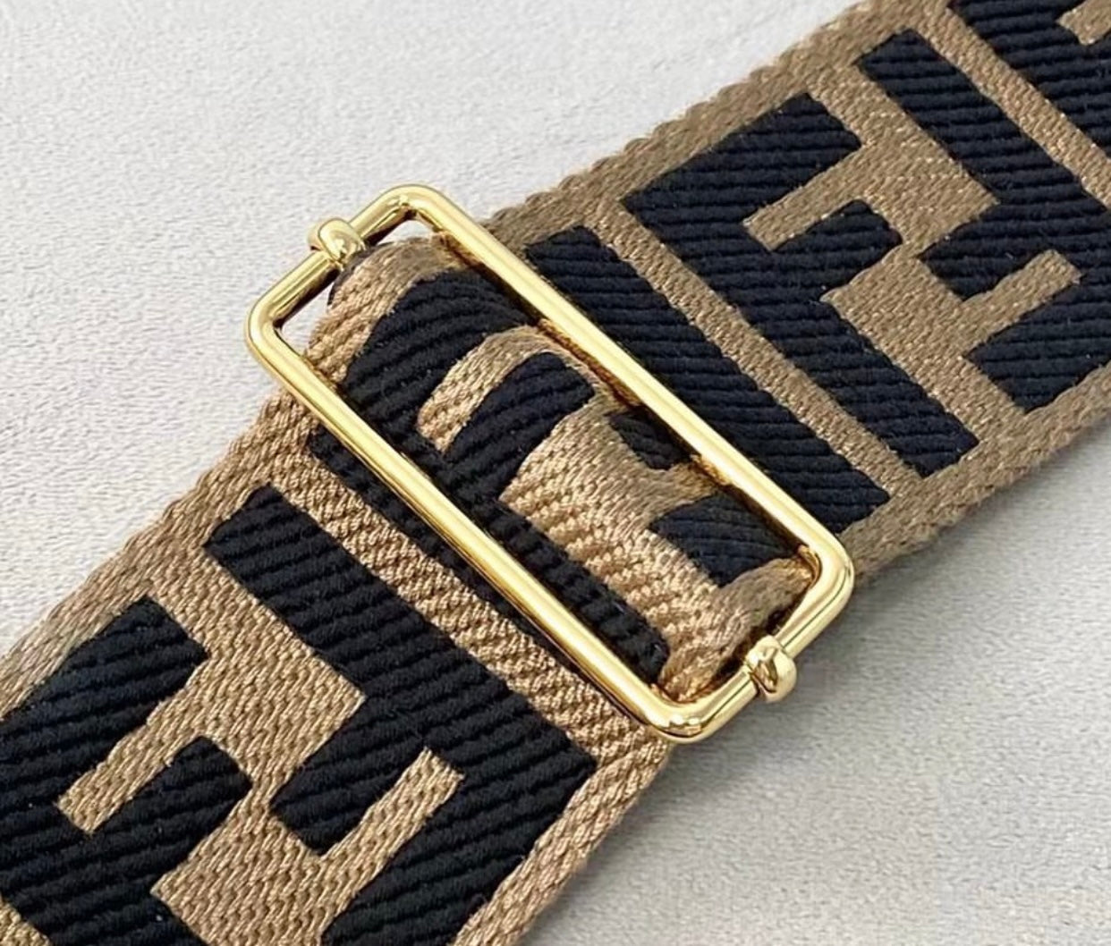 Logo Strap