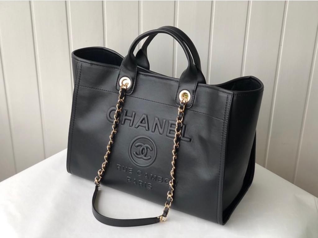 Deauville Leather Tote
