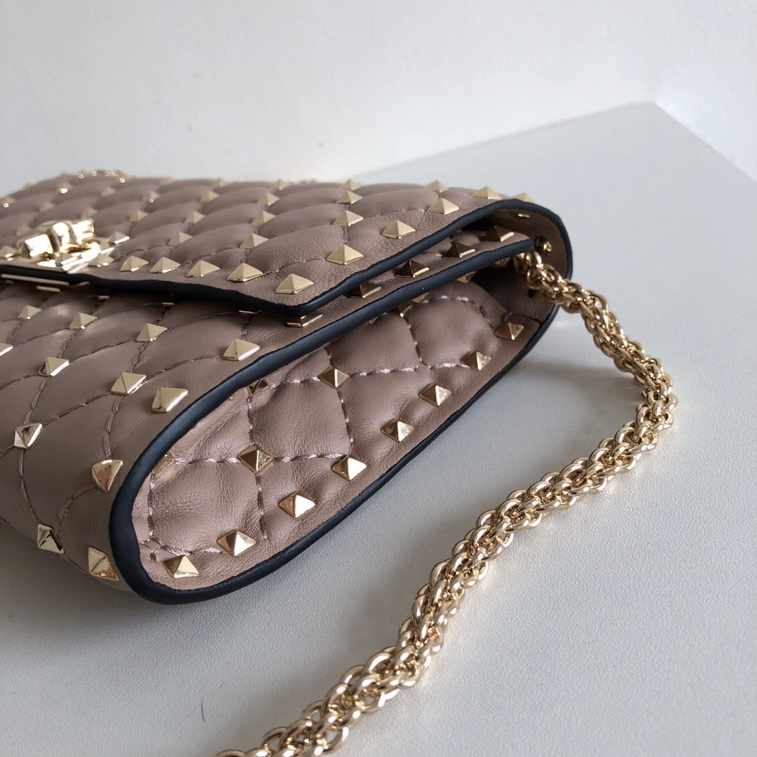 Spike Chain Clutch