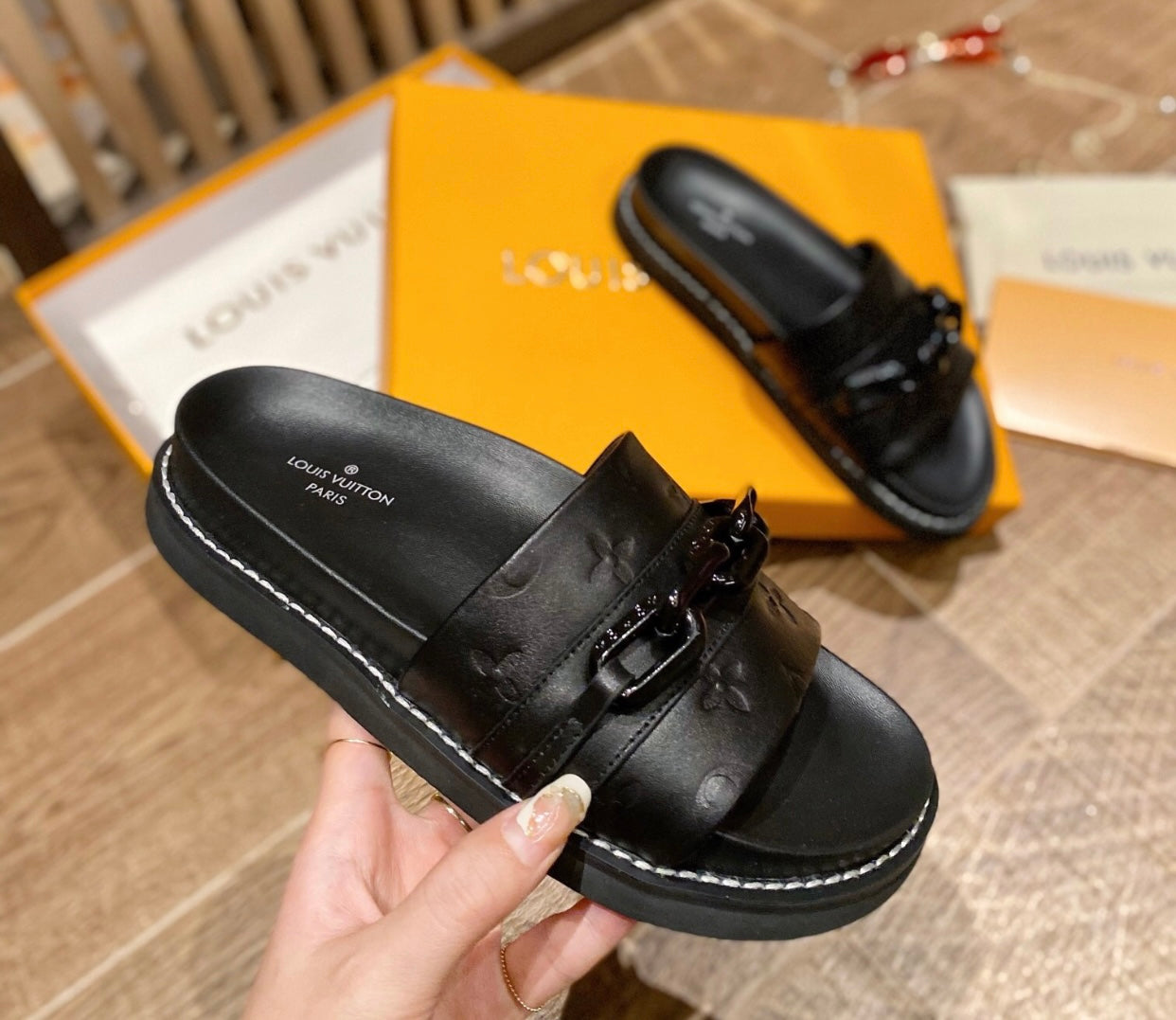Chain Slides