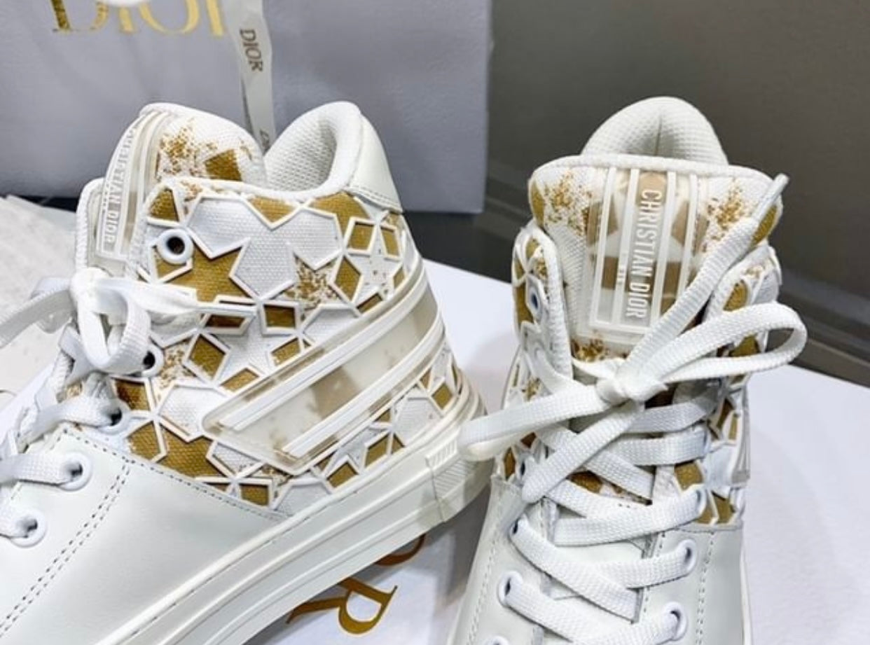 Walk n Dior