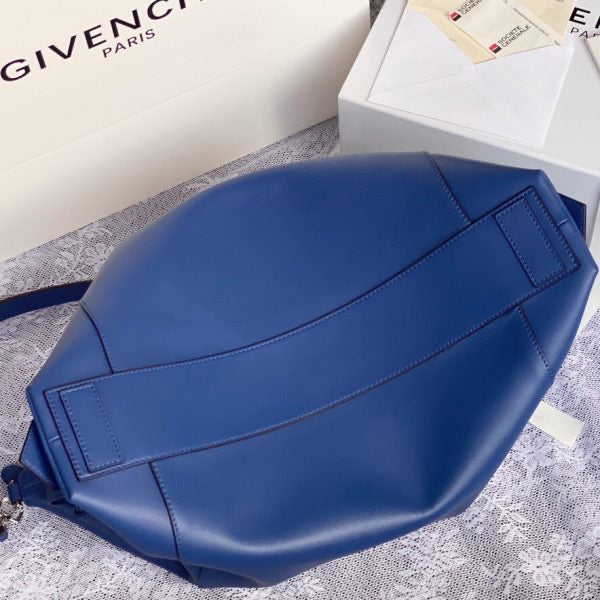 Antigona Soft Leather