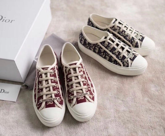 Walk N Dior
