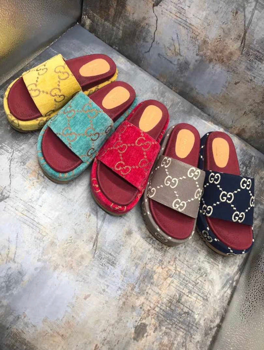 GG Slide Sandal