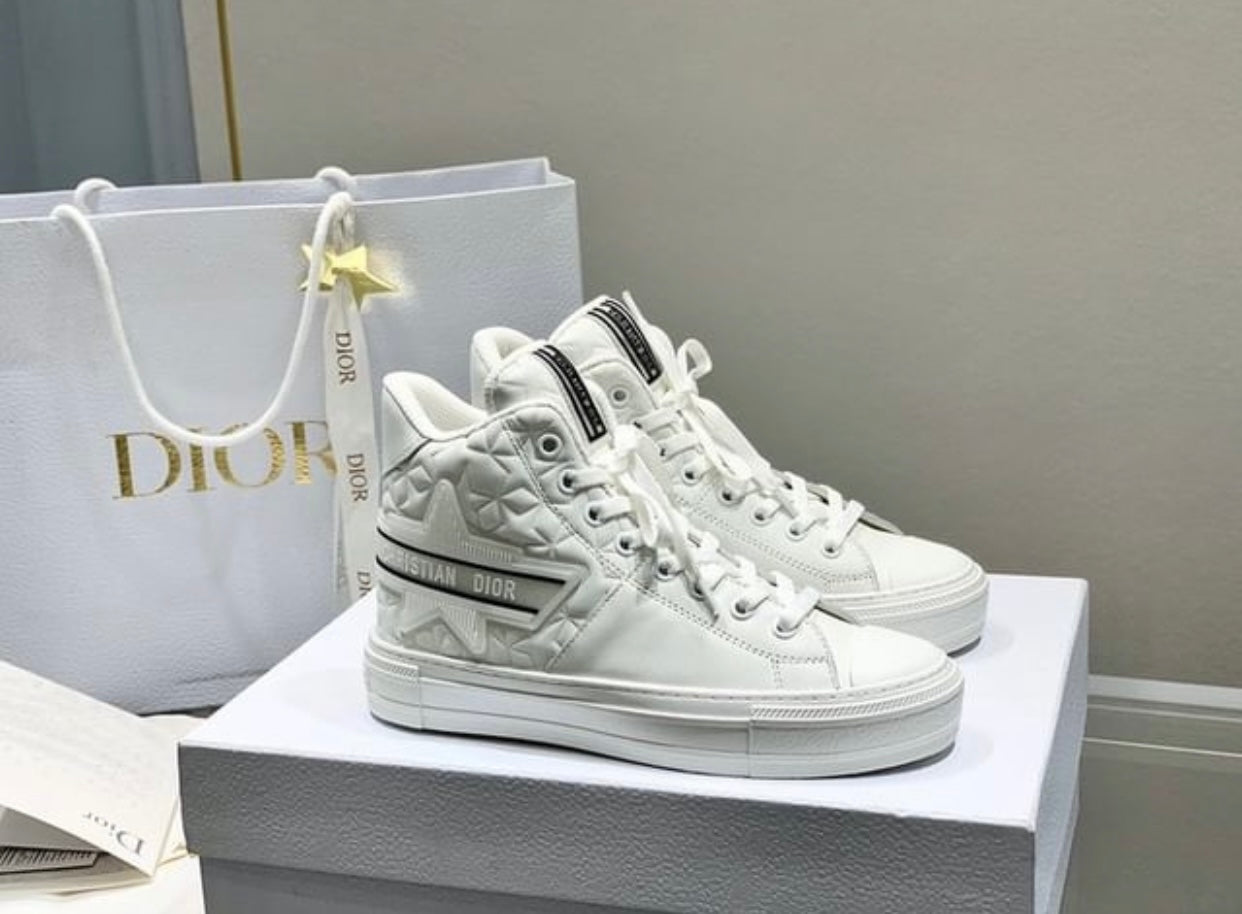 Walk n Dior