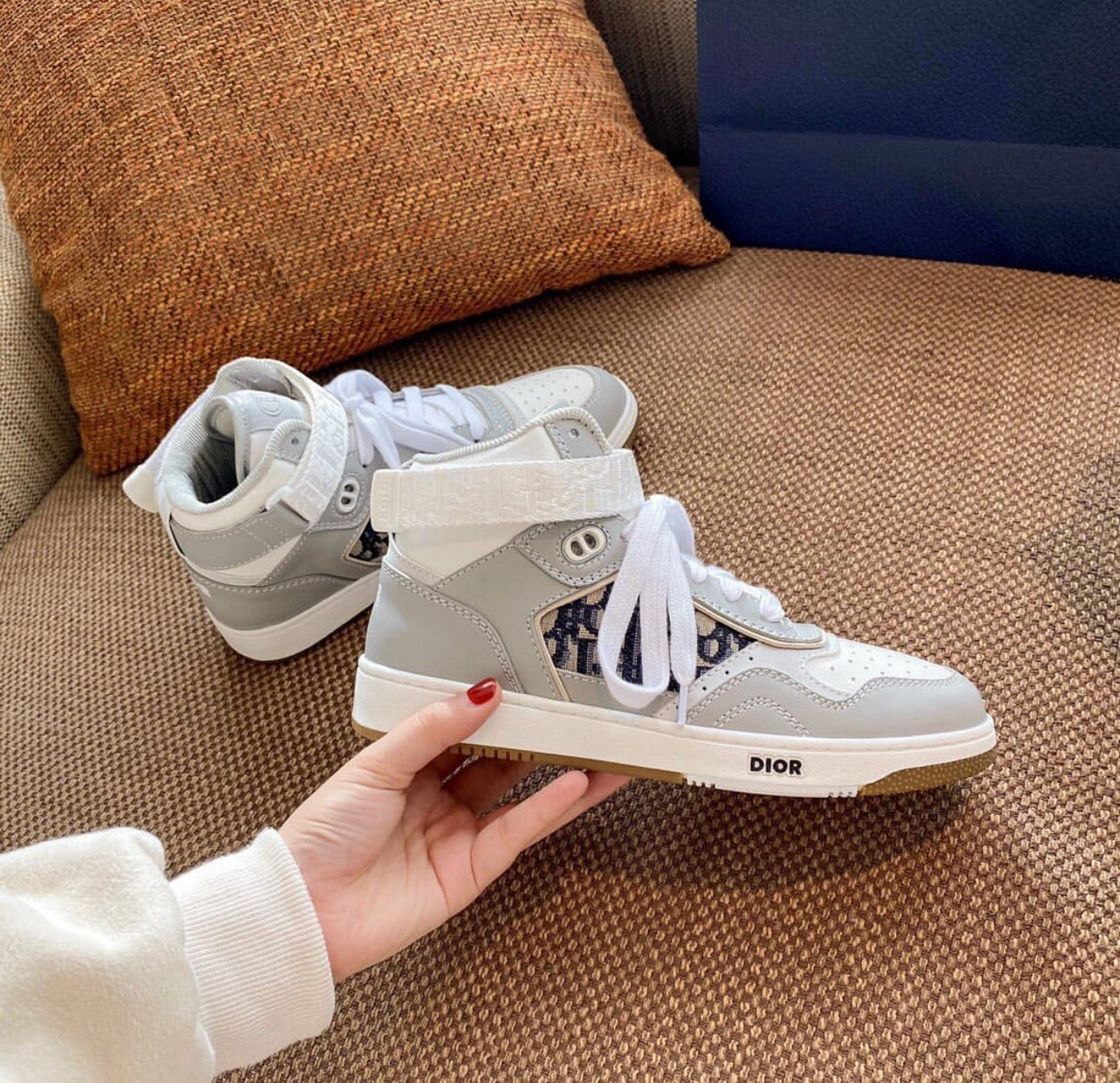 B27 High Tops