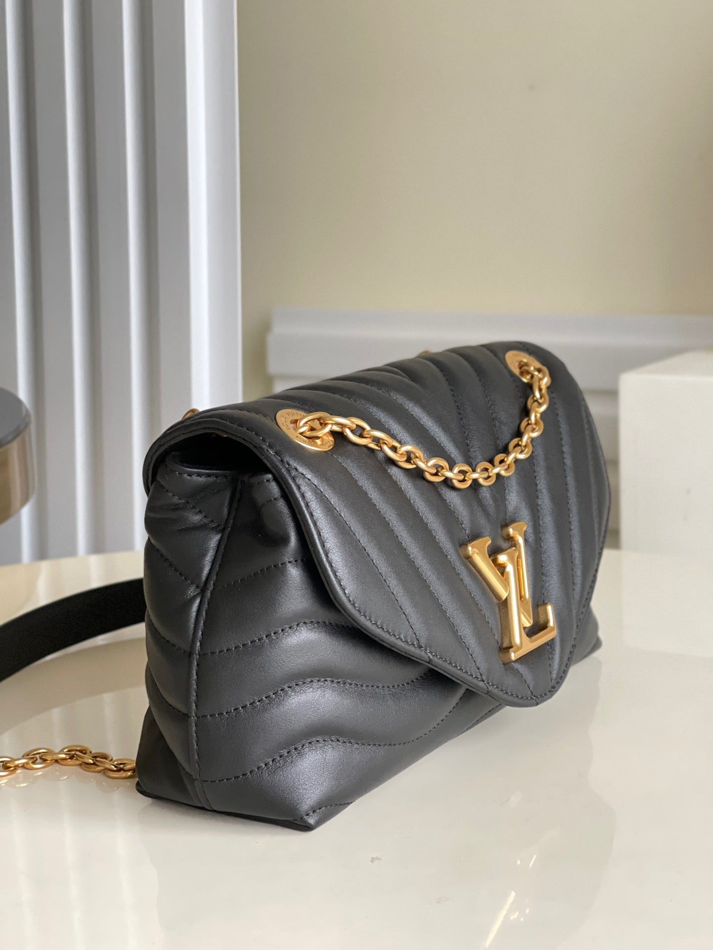 New Wave Chain Bag