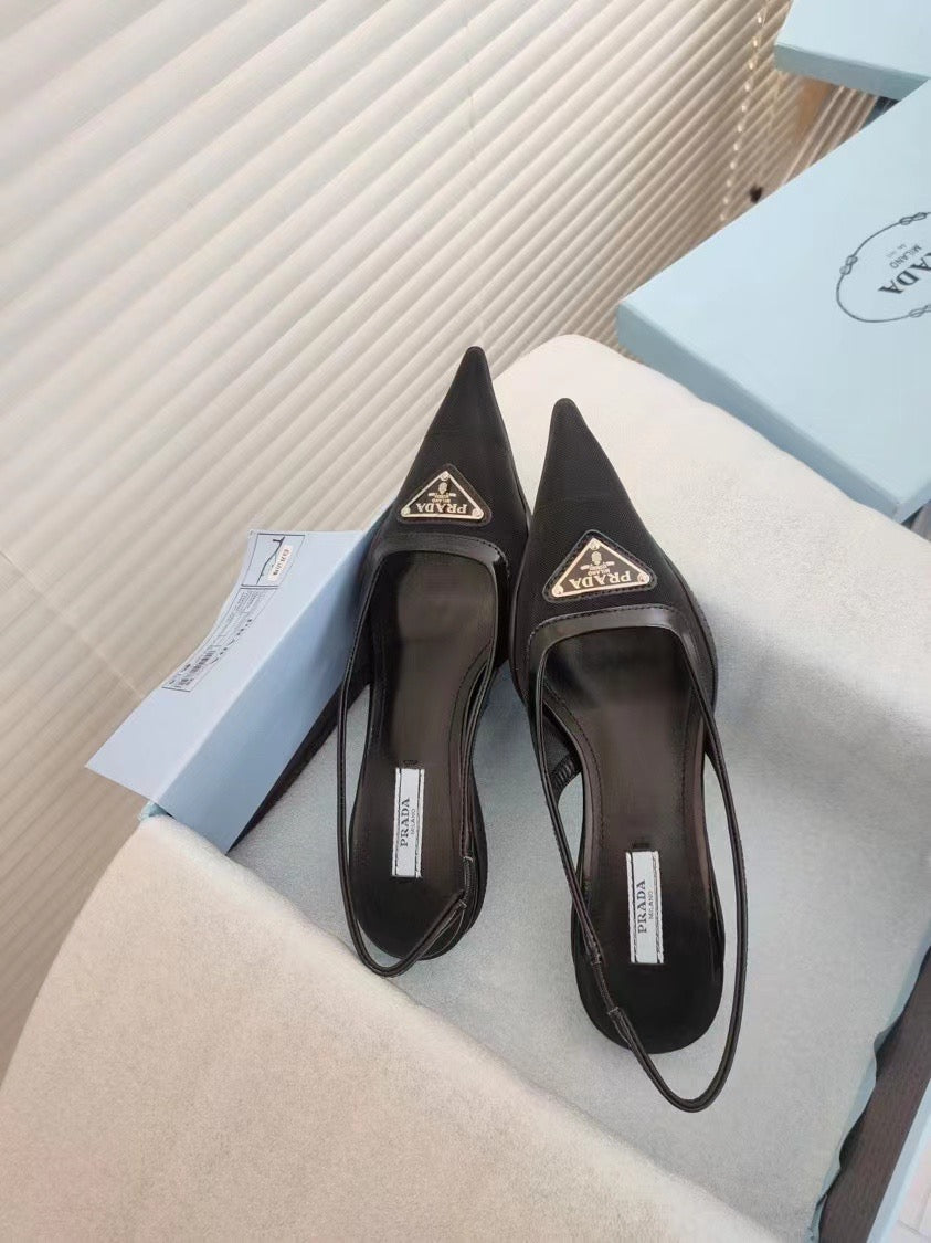 Logo Mesh Pumps