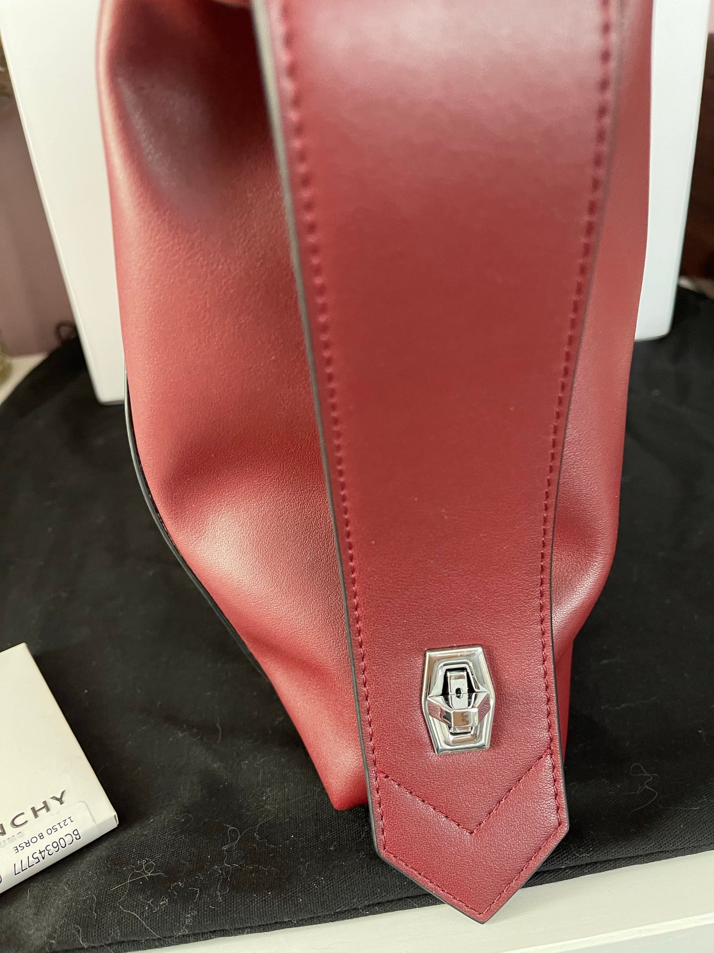 Antigona Soft Leather