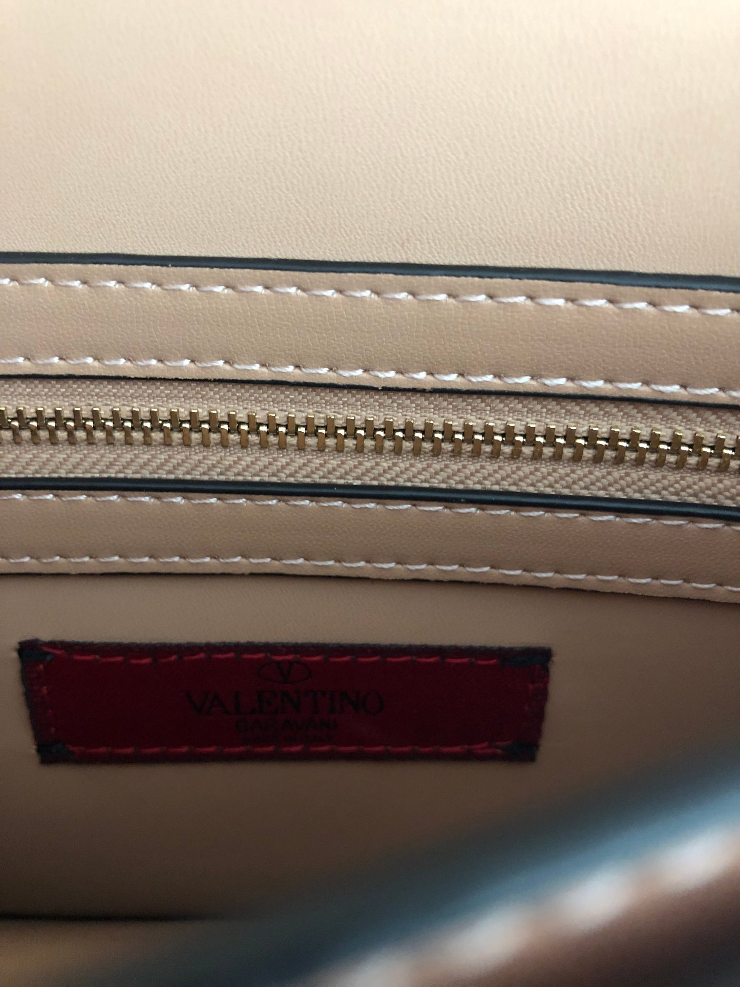 Rockstud Clutch