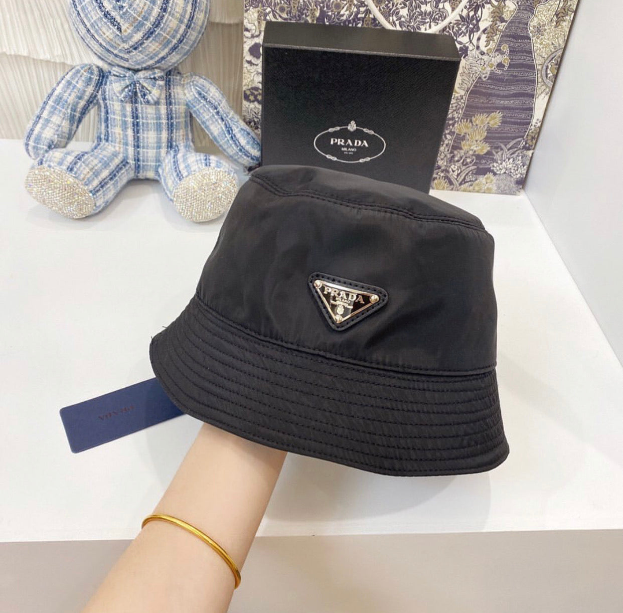 Re Nylon Hat
