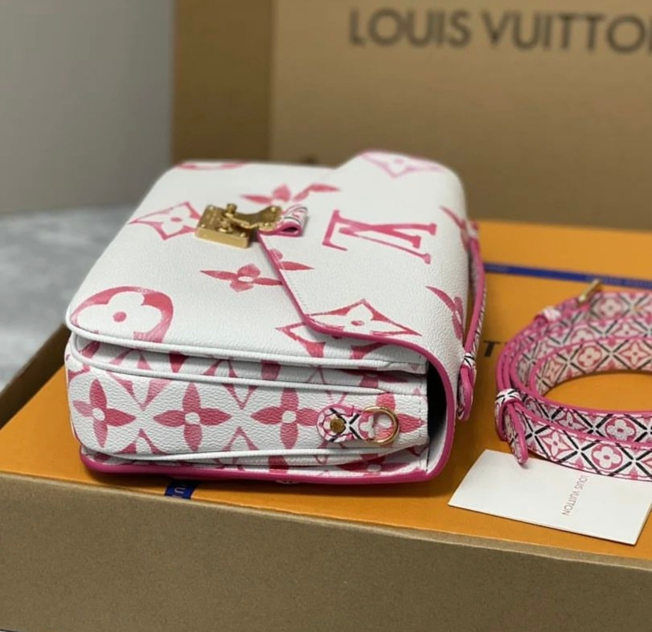 Pochette Metis