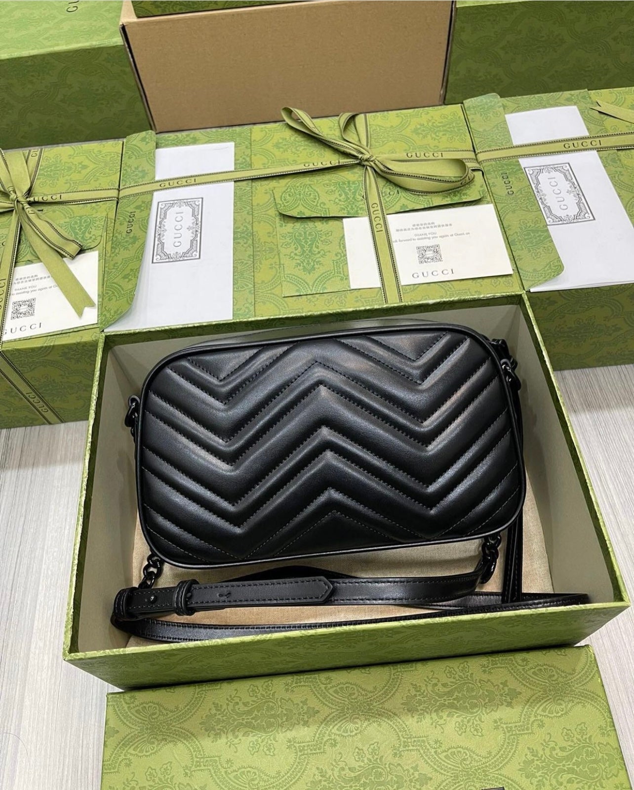 Marmont Shoulder Bag