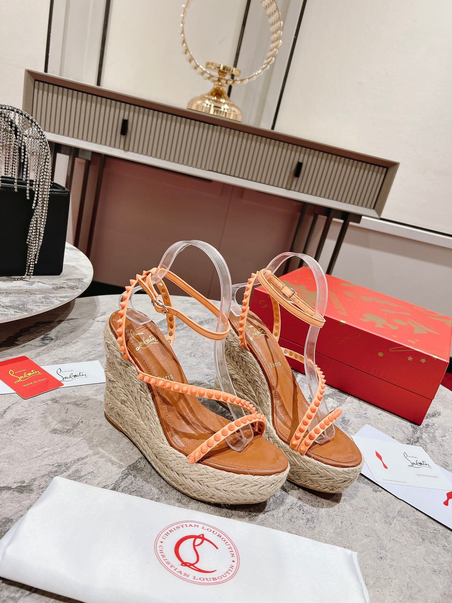 Mafaldina Wedges