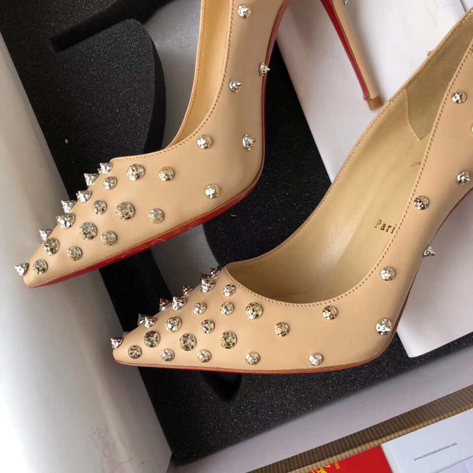 Studded Pump