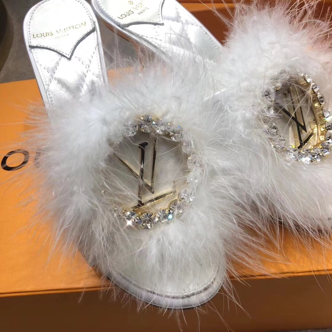 Madeleine Mules