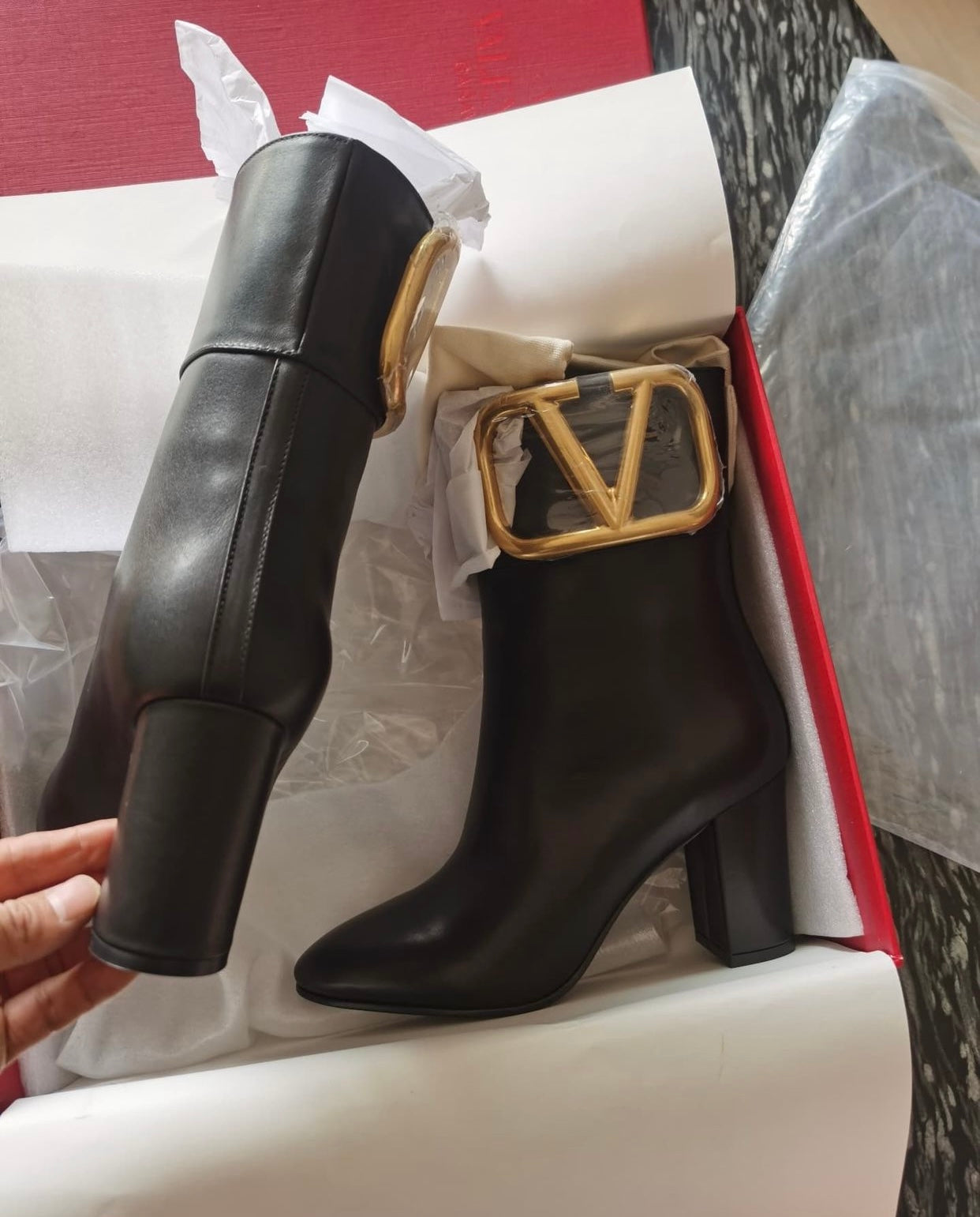 V Logo Boots