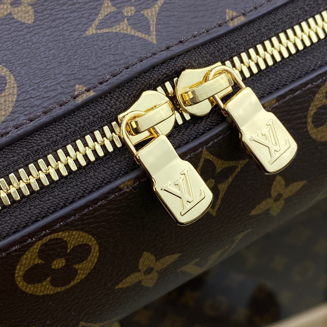 Cosmetic Pouch