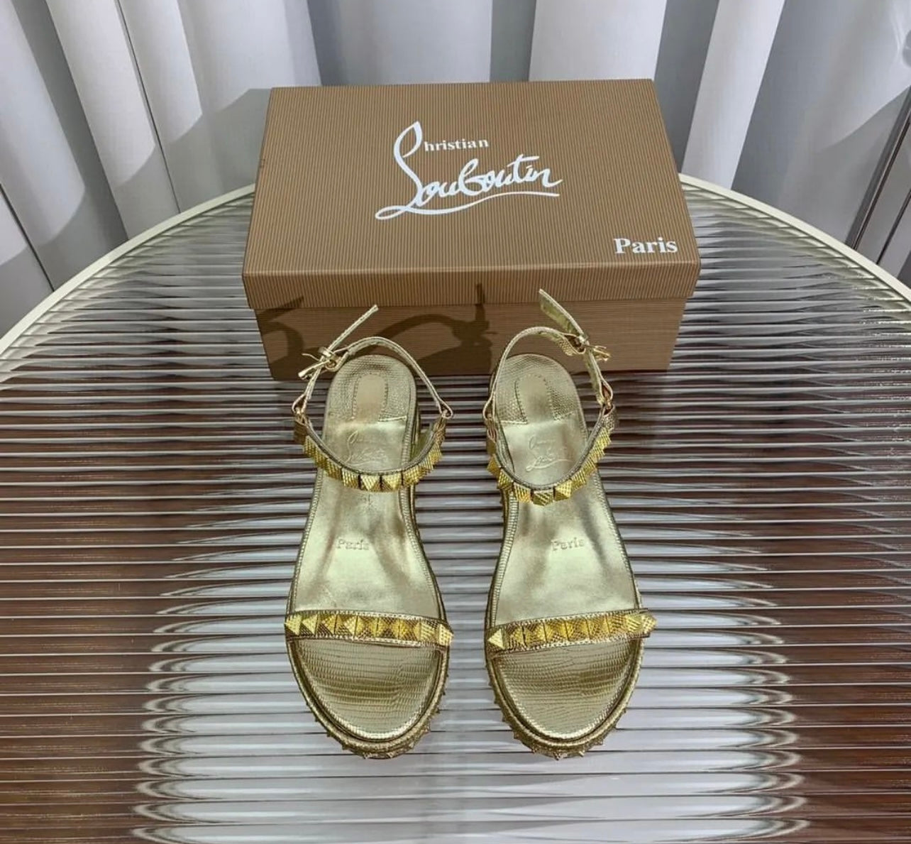 Stud Wedges