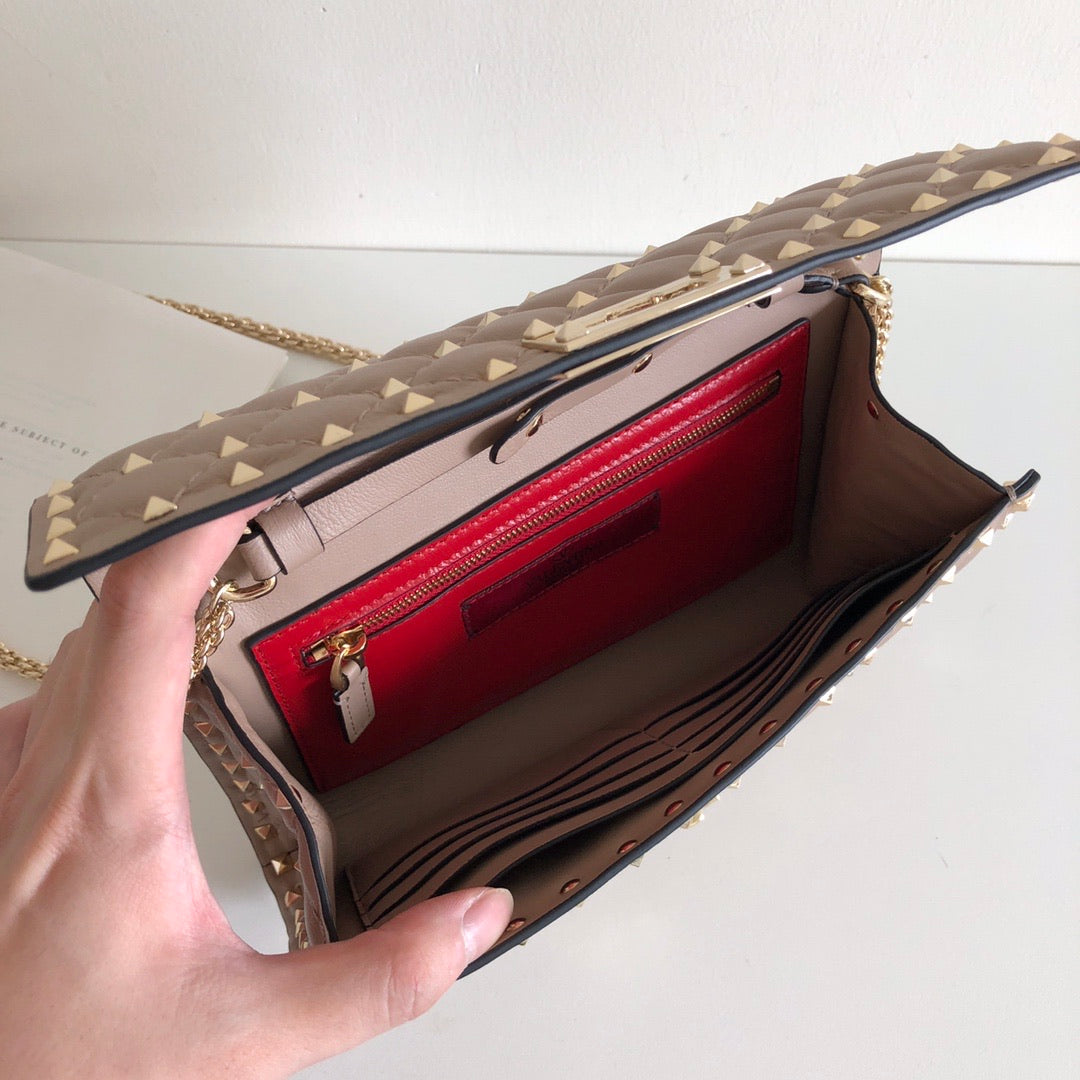 Spike Chain Clutch