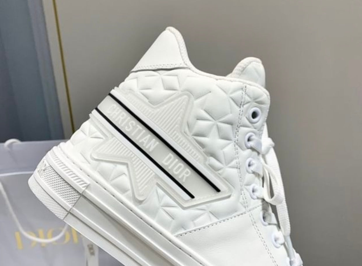 Walk n Dior