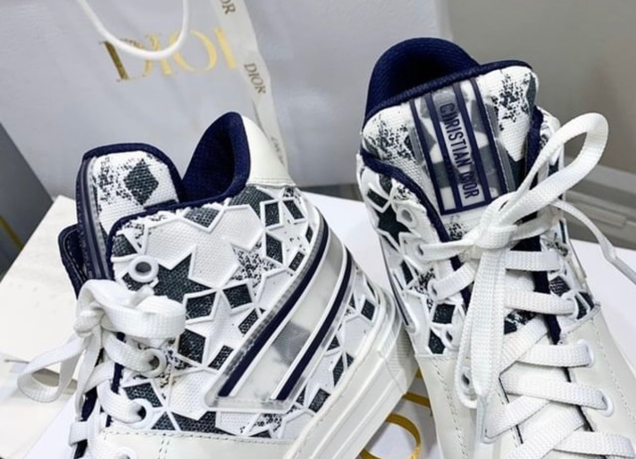 Walk n Dior