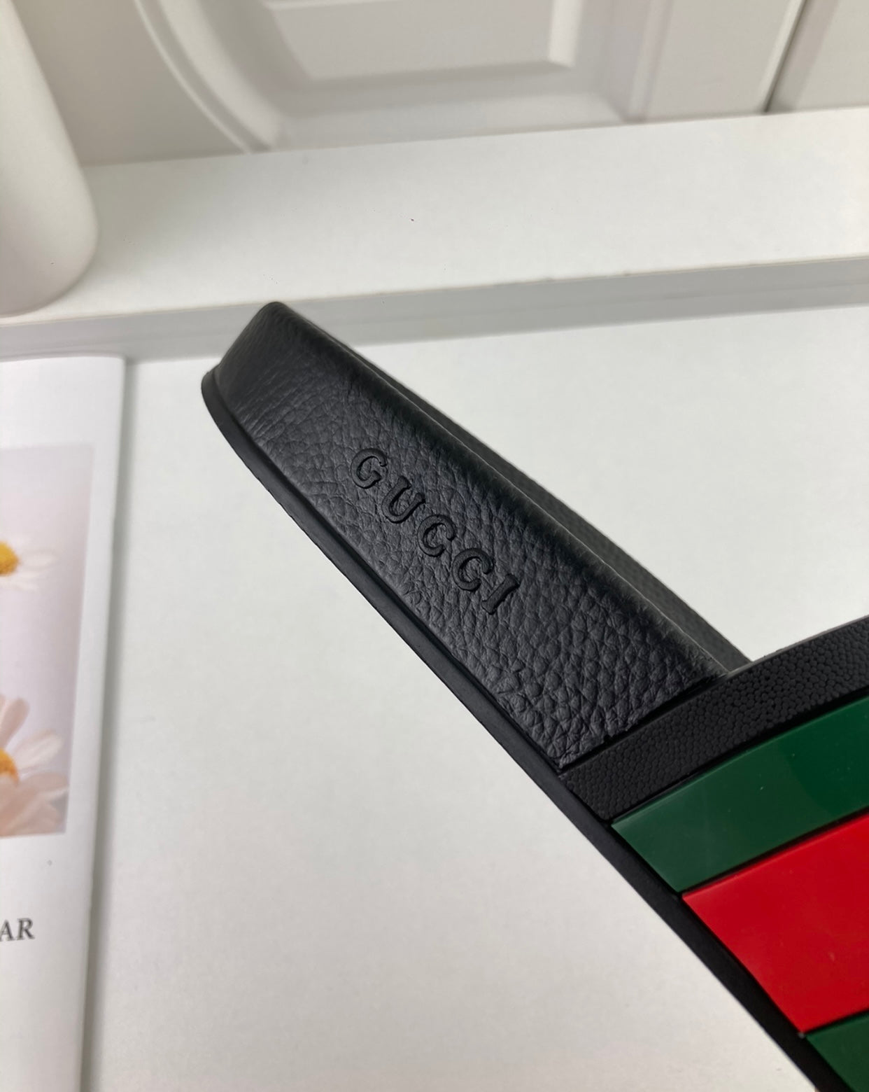 Logo Slides