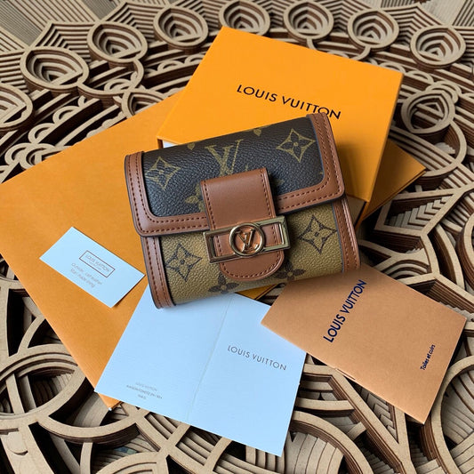Dauphine Compact Wallet