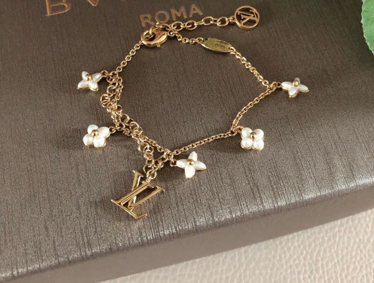 Logo Bracelet