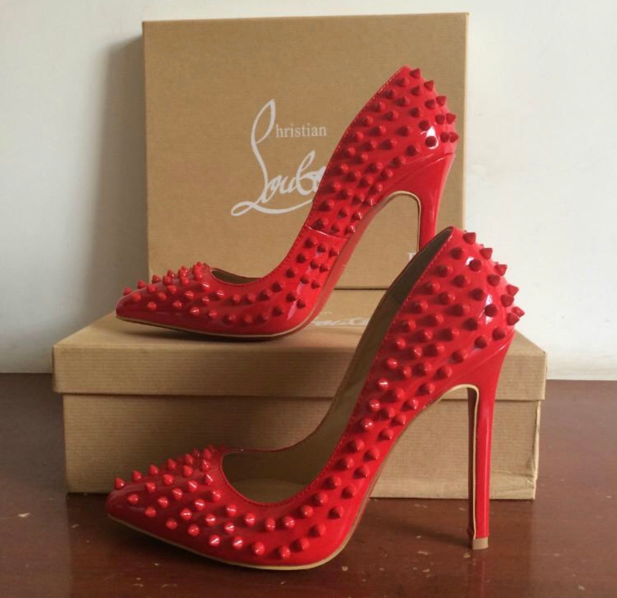 Pigalle Spikes