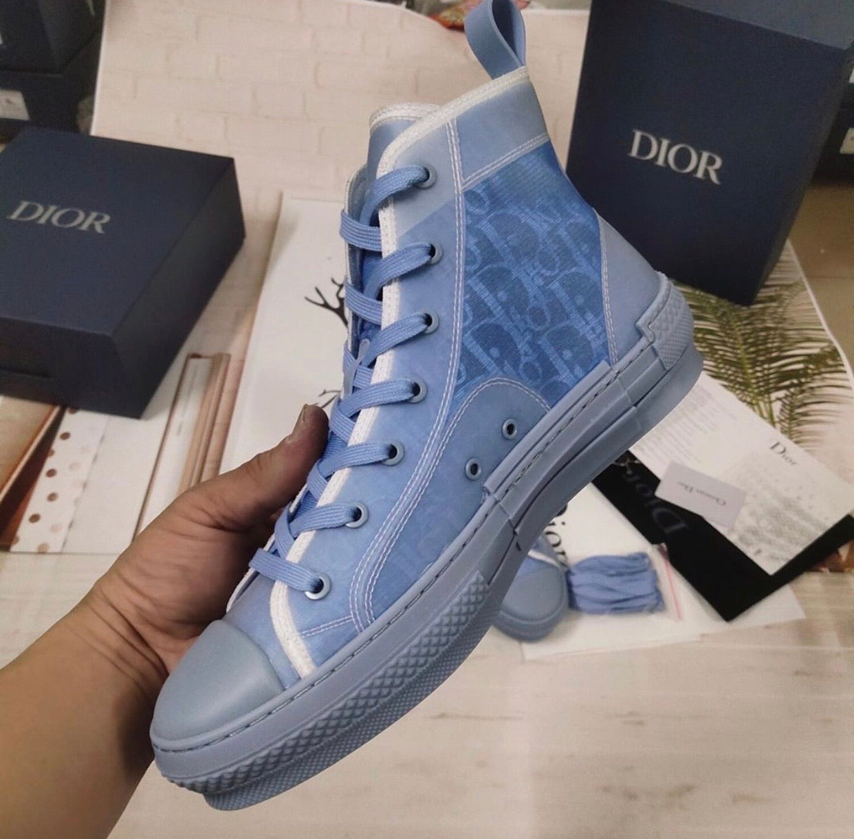 B23 Oblique Blue