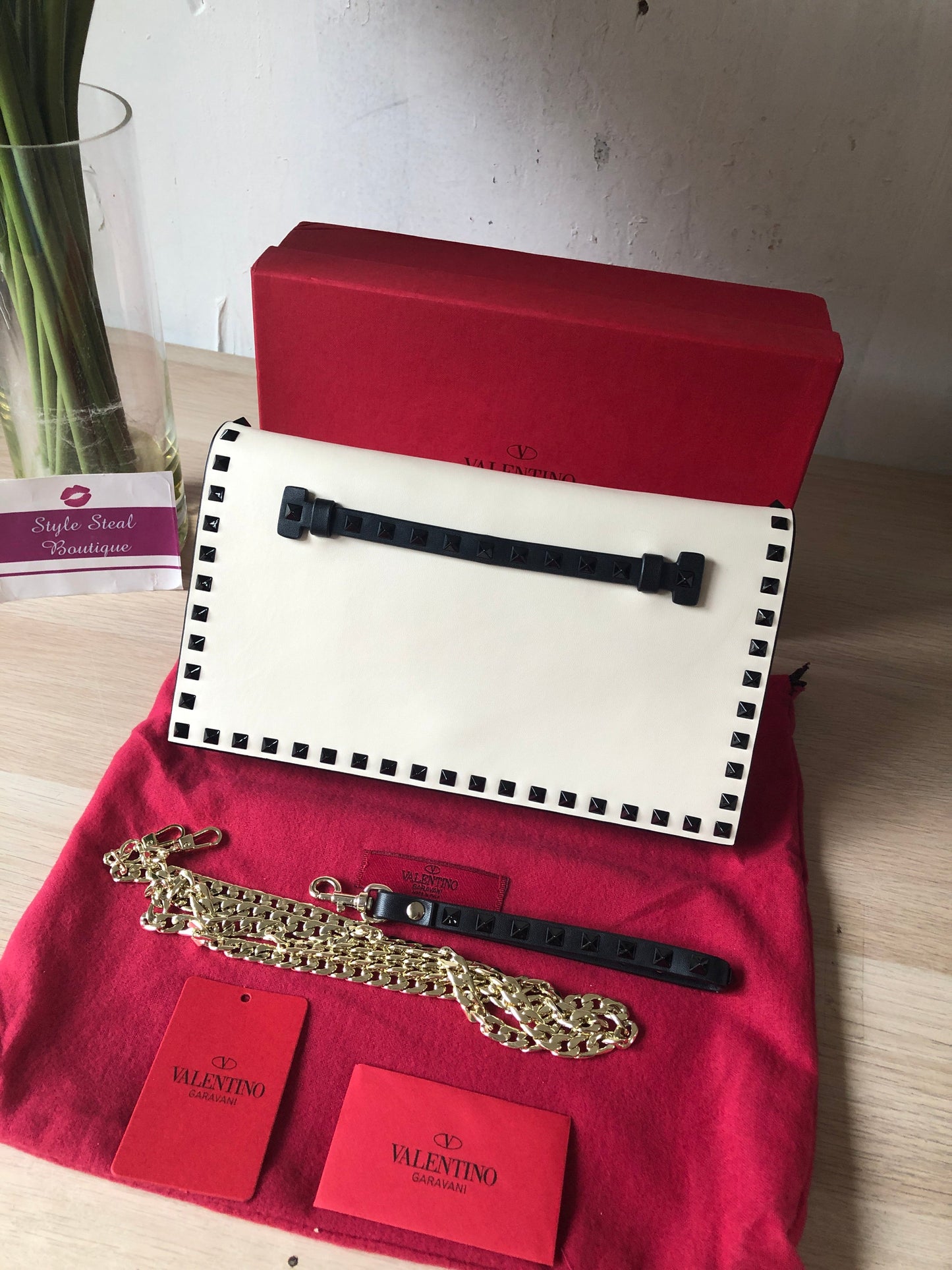 Rockstud Clutch
