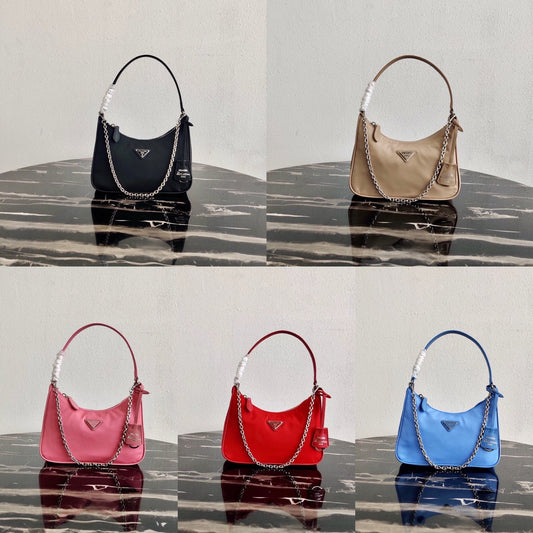 Re-Edition Shoulder Bag