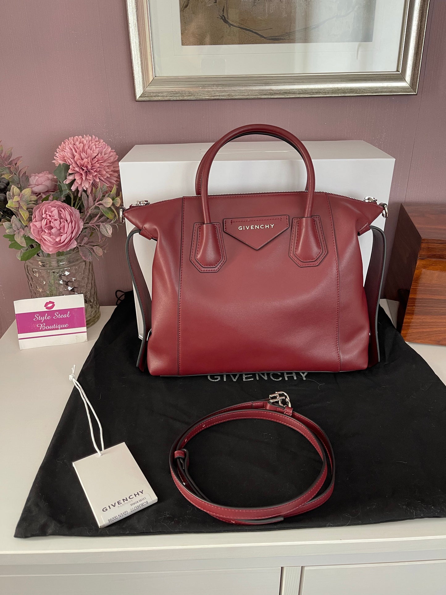 Antigona Soft Leather