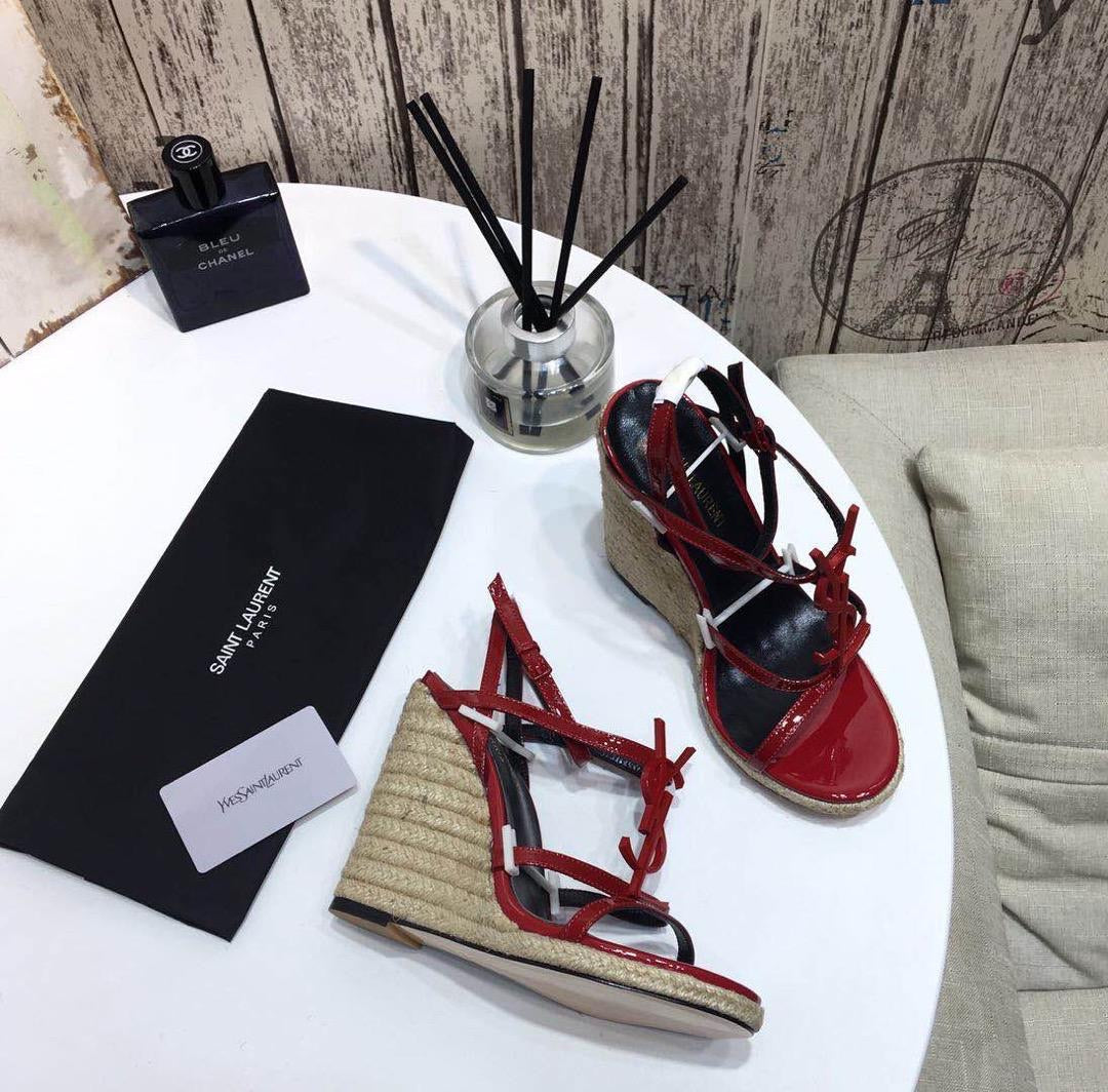 Cassandra Wedges