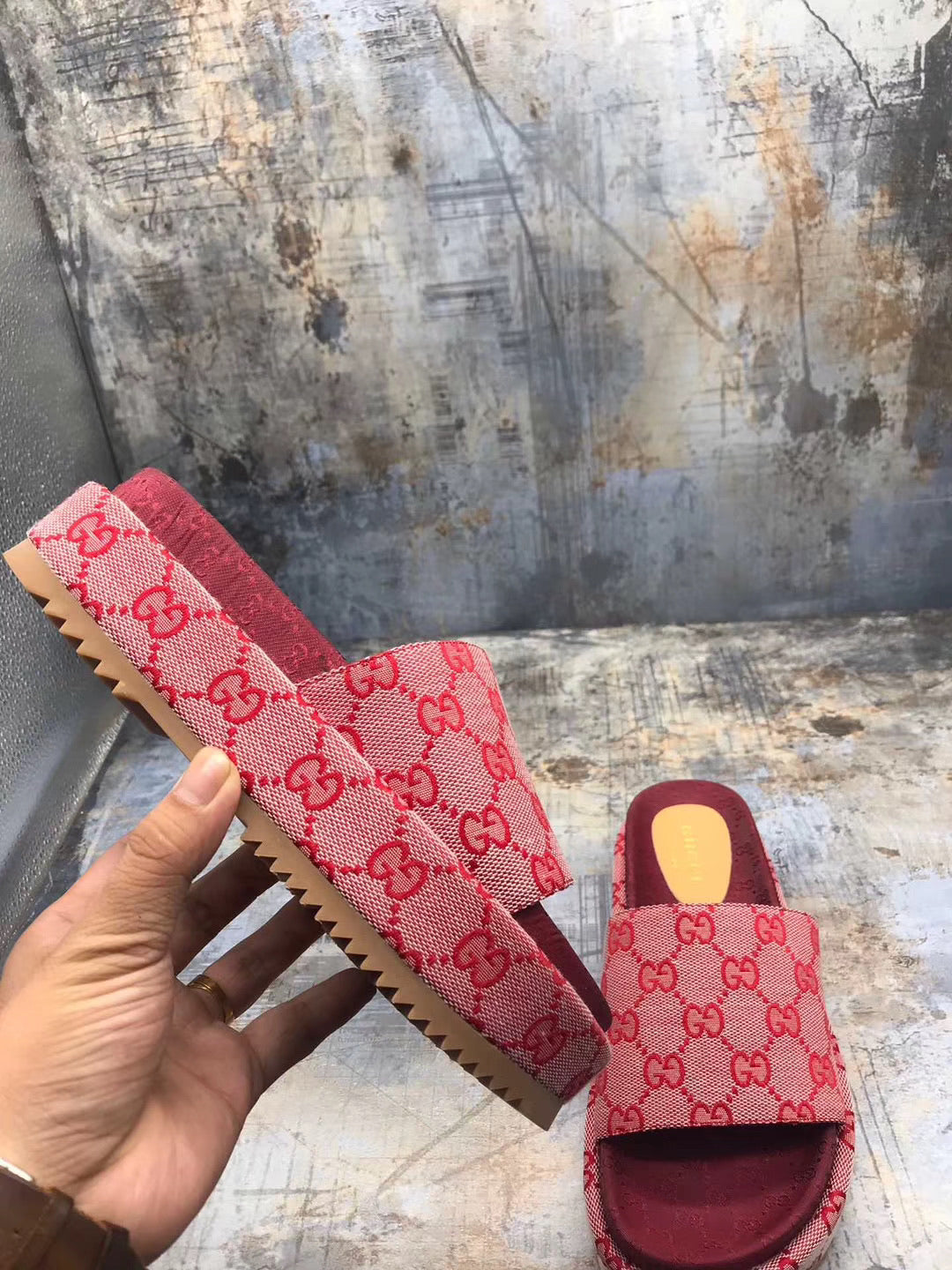 GG Slide Sandal