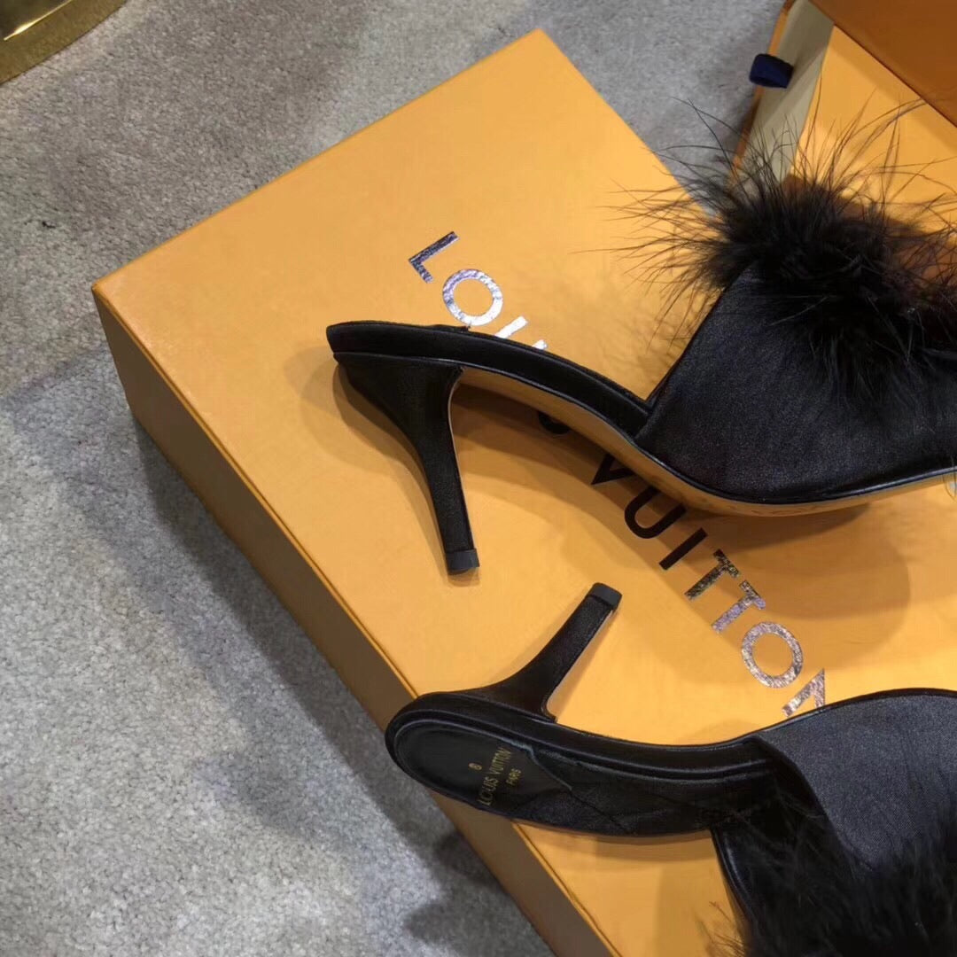 Madeleine Mules