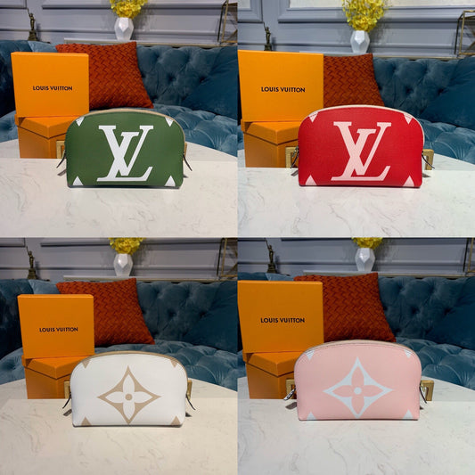 Giant Monogram Cosmetic Case