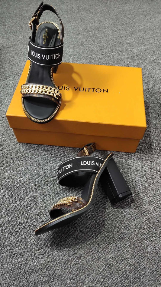 Passenger Chain Sandals