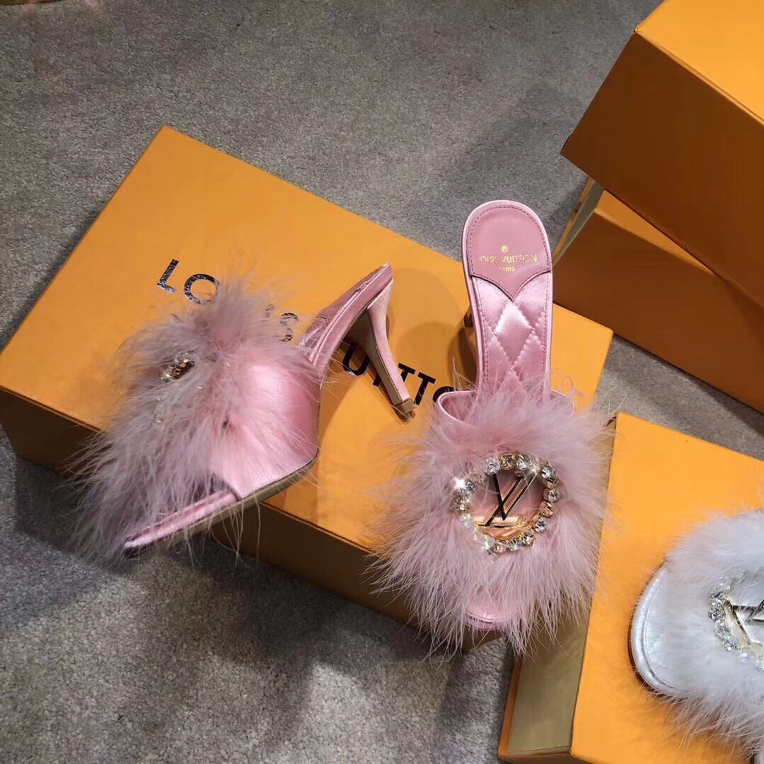 Madeleine Mules