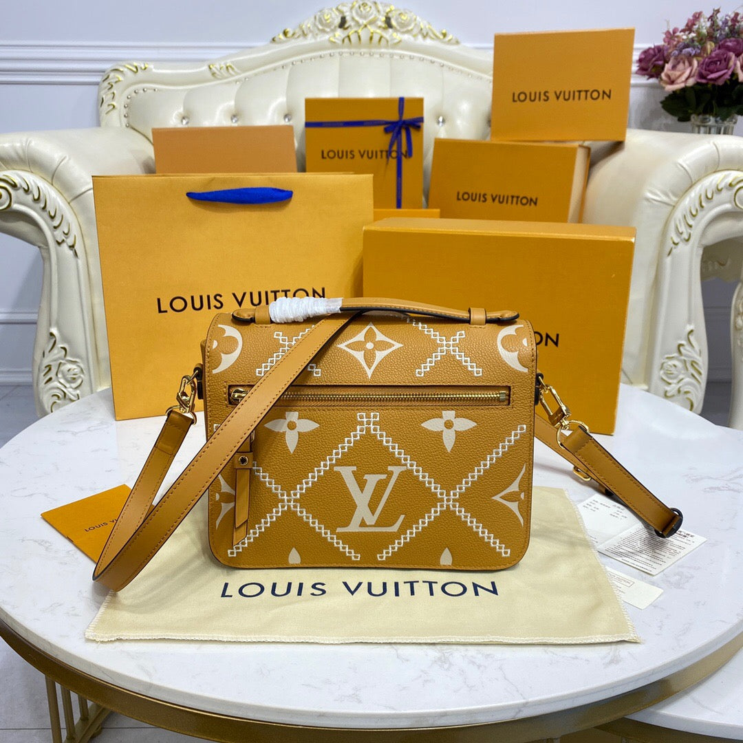 Pochette Metis