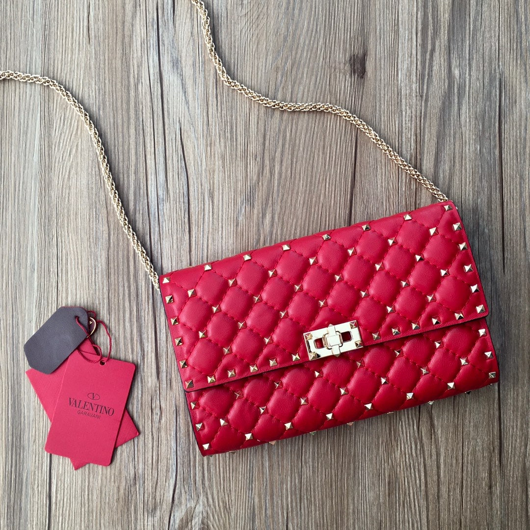 Spike Chain Clutch