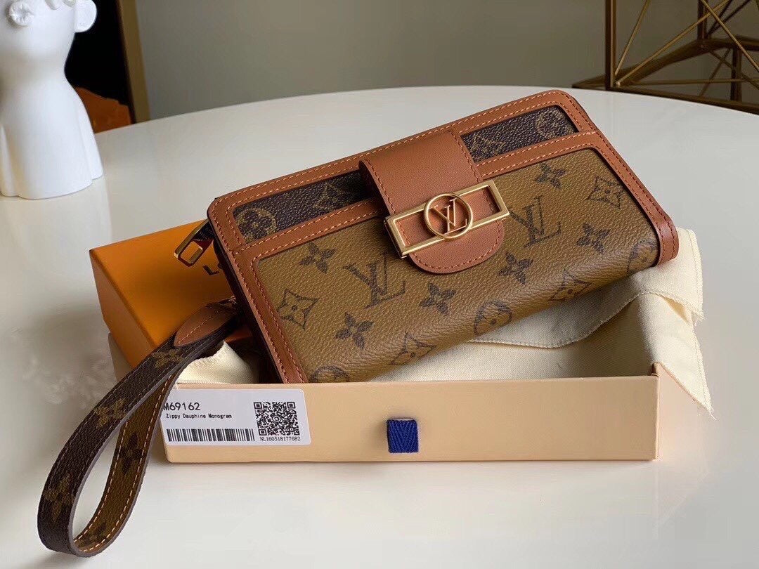 Dauphine Wallet
