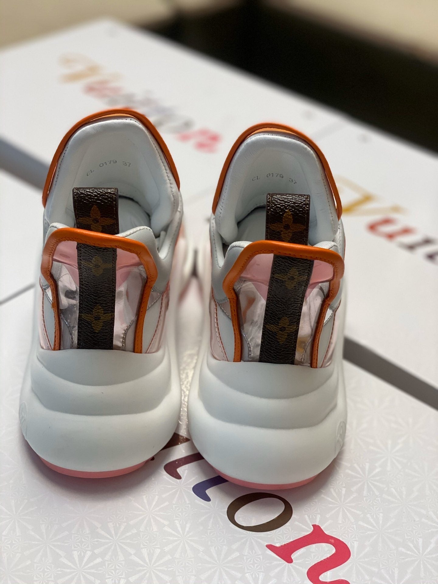Archlight Sneaker
