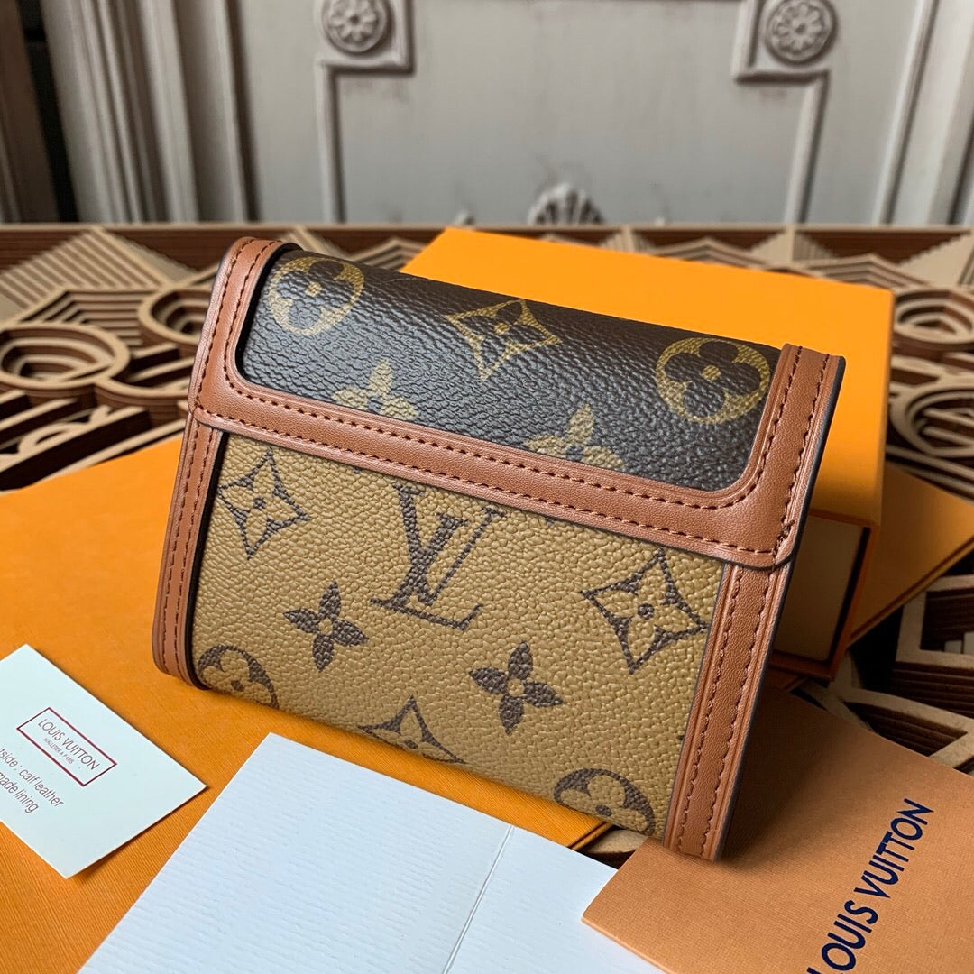 Dauphine Compact Wallet