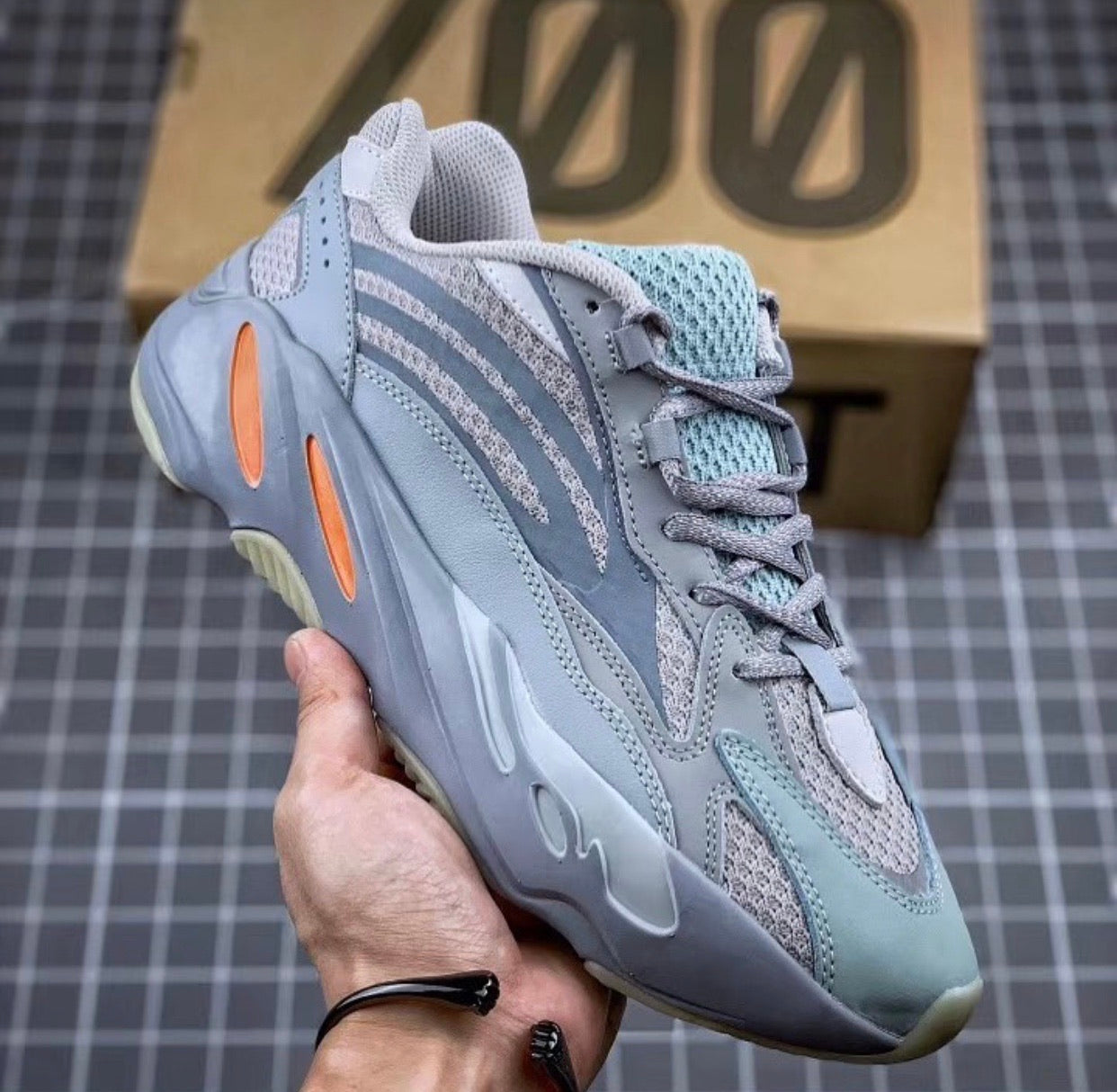 Boost 700