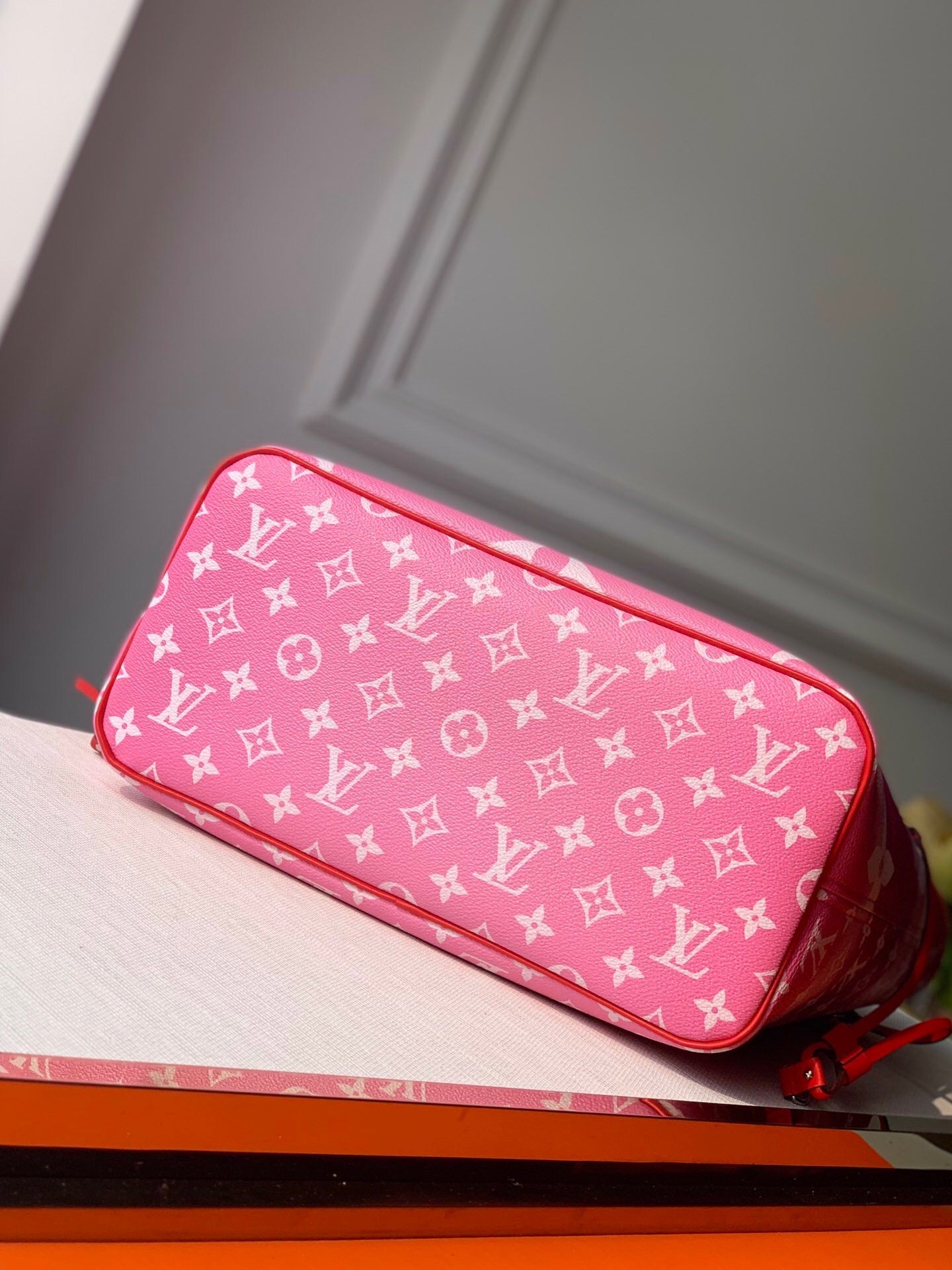 Escale Neverfull